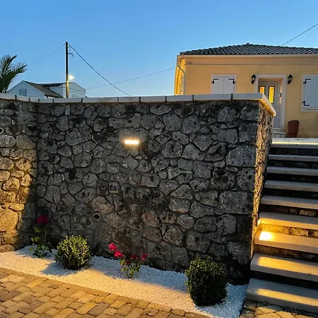 בית נופש Goninos Jacuzzi