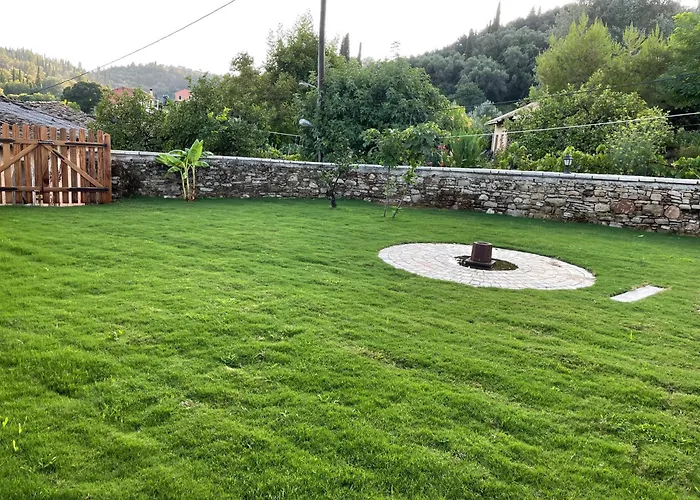 Vakantiehuis Goninos Jacuzzi *