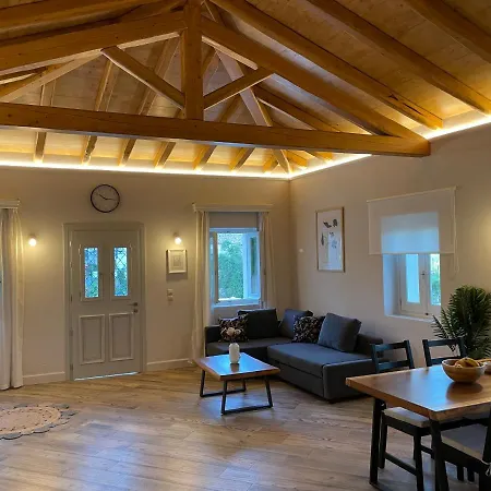 Goninos Jacuzzi * Velonádes