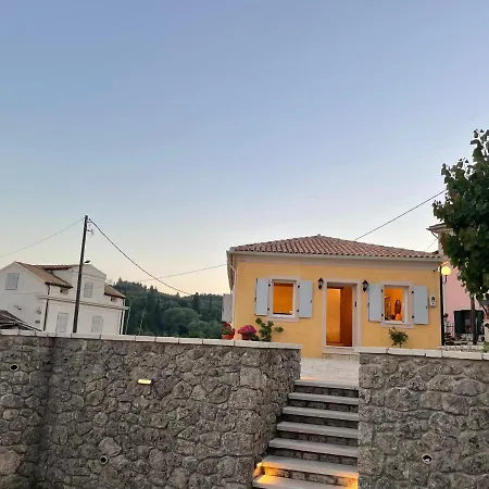 Goninos Jacuzzi Holiday home Velonades (Corfu)