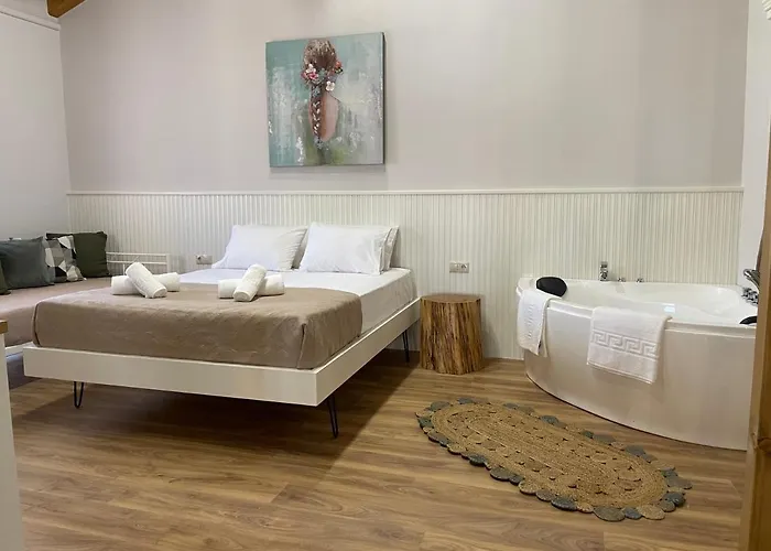 Goninos Jacuzzi 度假居 Velonádes