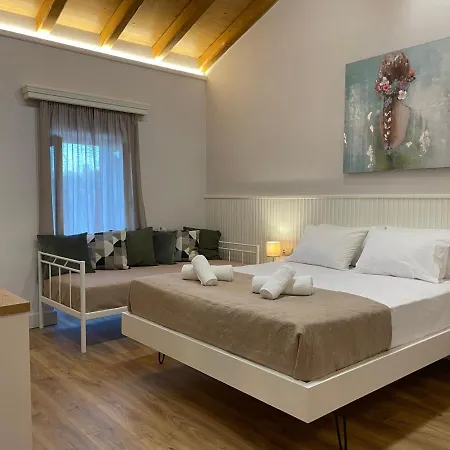 Goninos Jacuzzi Velonádes