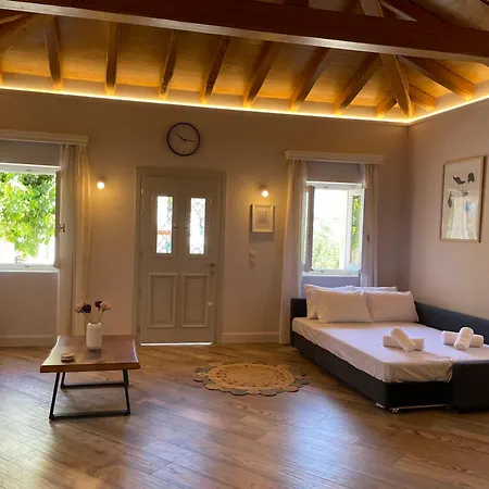 Holiday home Goninos Jacuzzi